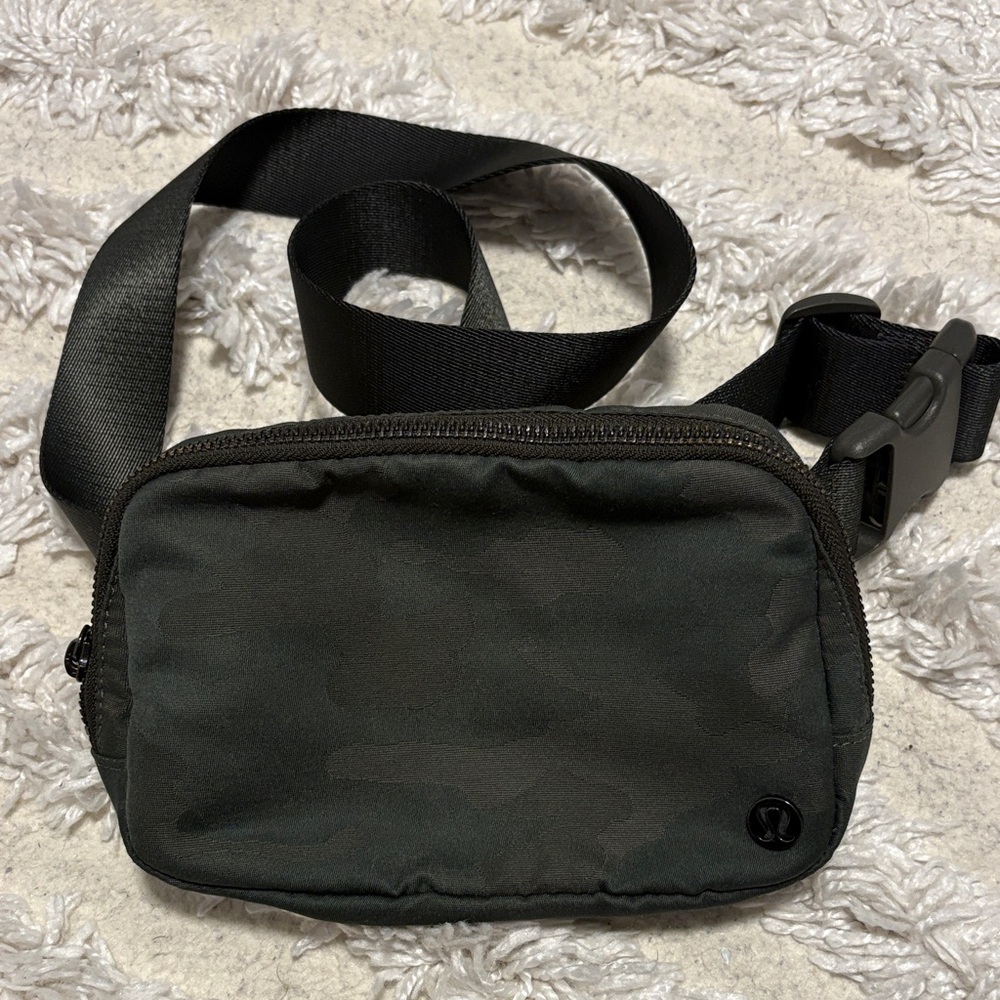 lululemon athletica Dark Green Belt Bag